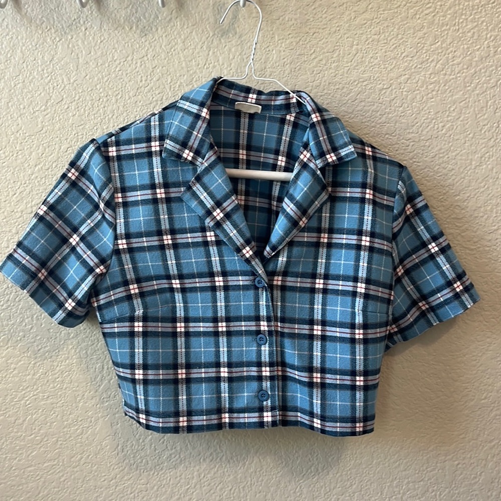 blue plaid collar shirt